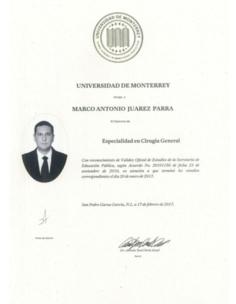Diplomas de Dr. Marco Juárez